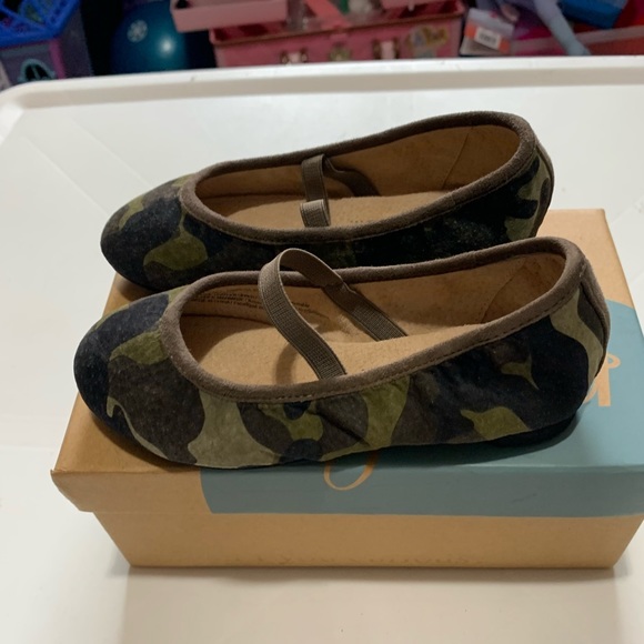 Peek Camp print girls Mary Janes size 8 - Picture 4 of 5